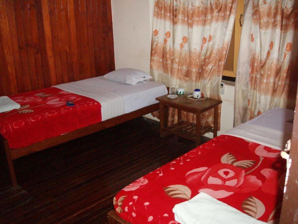 Golden Myanmar Guest House Nyaung-U Экстерьер фото